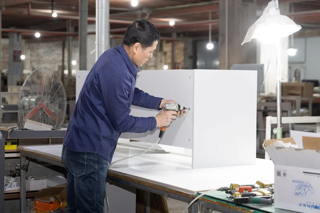 Dlinxcy bathroom vanity assembly line